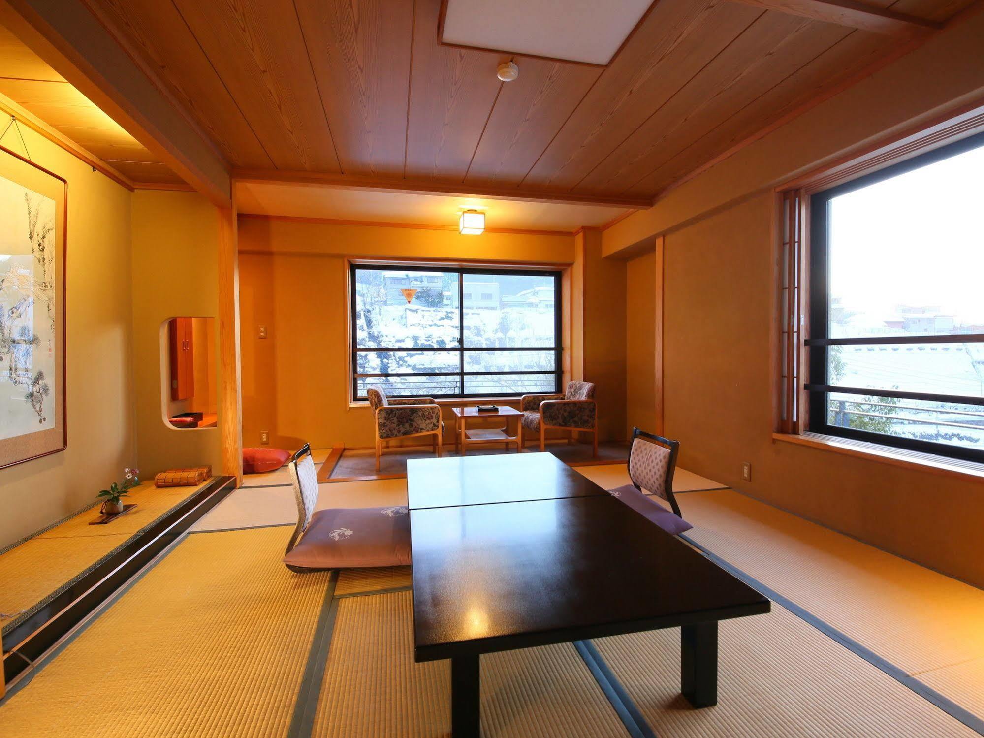 Shibu Hotel Яманути Экстерьер фото